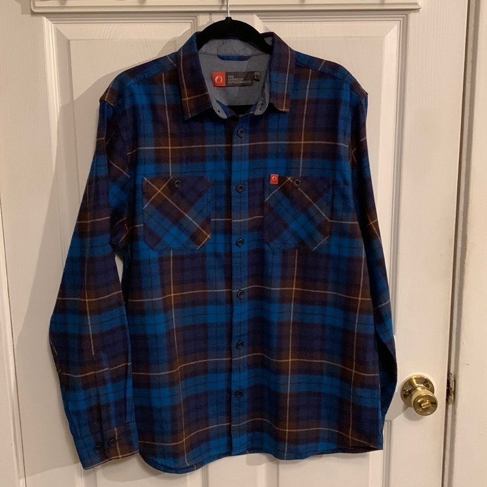 The American Outdoorsman Men’s Gorpcore Plaid Long Sleeve Shirt